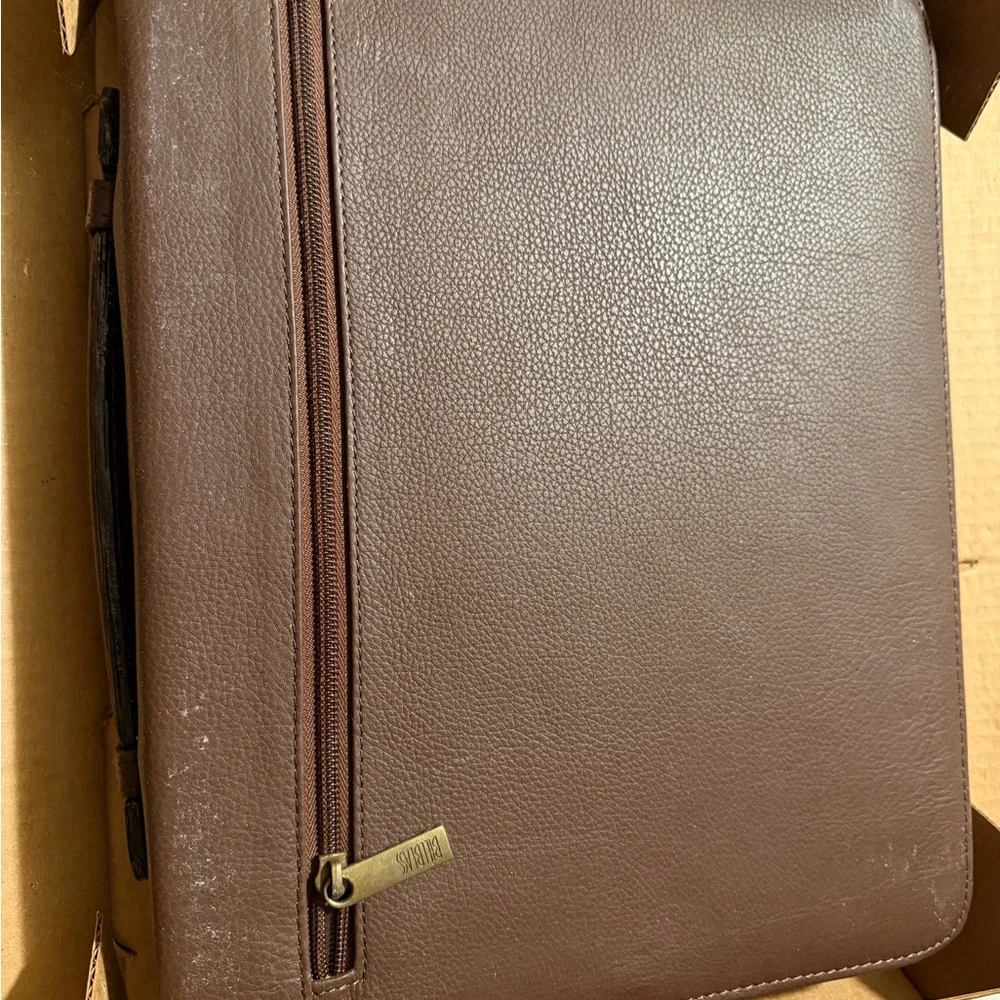 Brown Leather Men's or Women’s Organizer size 13 1/2” x 11” X 2”